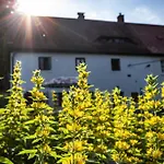 Enjoy Cozy Romance Hills Forest Gardens Views Sauna Whirlpool Bath