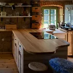 Enjoy Cozy Romance Hills Forest Gardens Views Sauna Whirlpool Bath Apartman