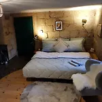 Apartman Enjoy Cozy Romance Hills Forest Gardens Views Sauna Whirlpool Bath