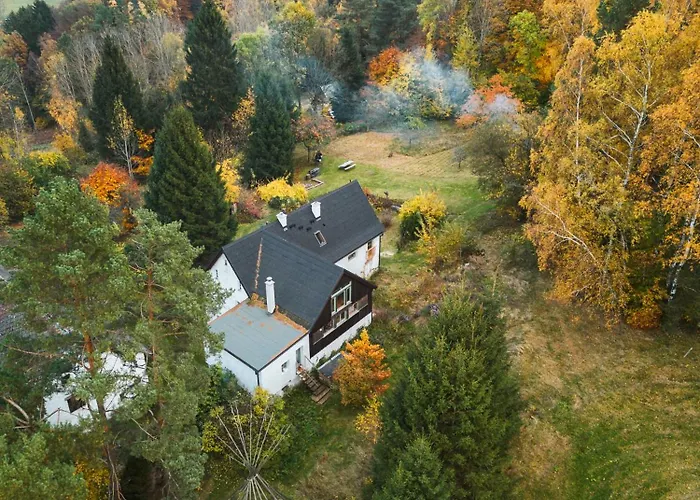 Enjoy Cozy Romance Hills Forest Gardens Views Sauna Whirlpool Bath